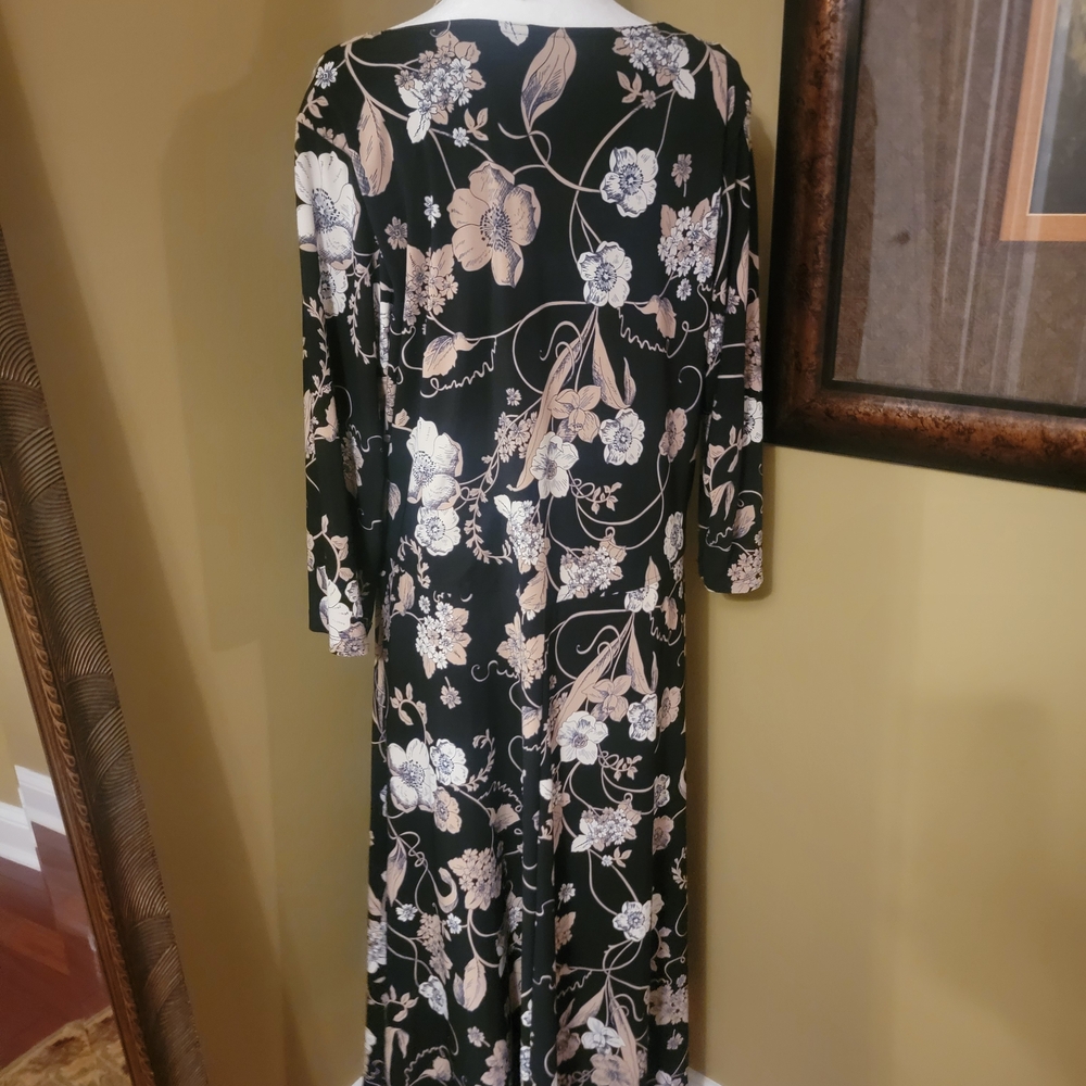 Tommy Hilfiger Black and Cream Floral Long Sleeve Dress - Picture 5 of 5